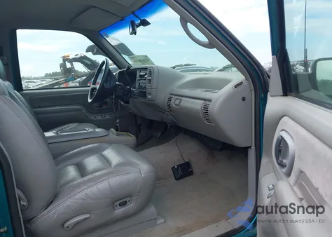 1996 Chevrolet Gmt-400 K1500 из США, поврежденный, VIN 2GCEK19R5T1152890